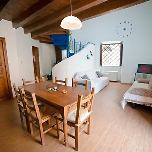 https://attico-bilivello-con-vista-sul-mare.sicilyhotelsitaly.net