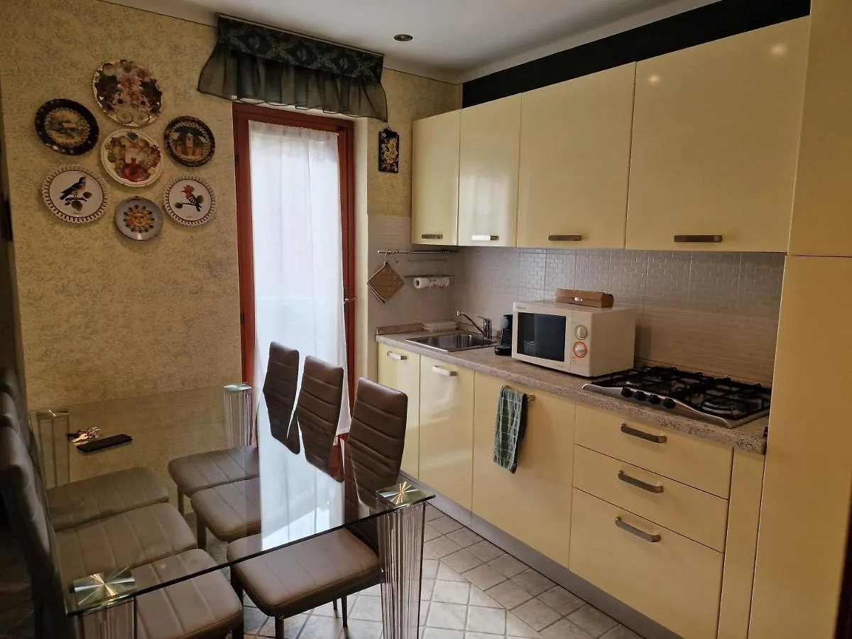Appartamento Casa Vittoria Sirmione Punta Gro Con Piscina