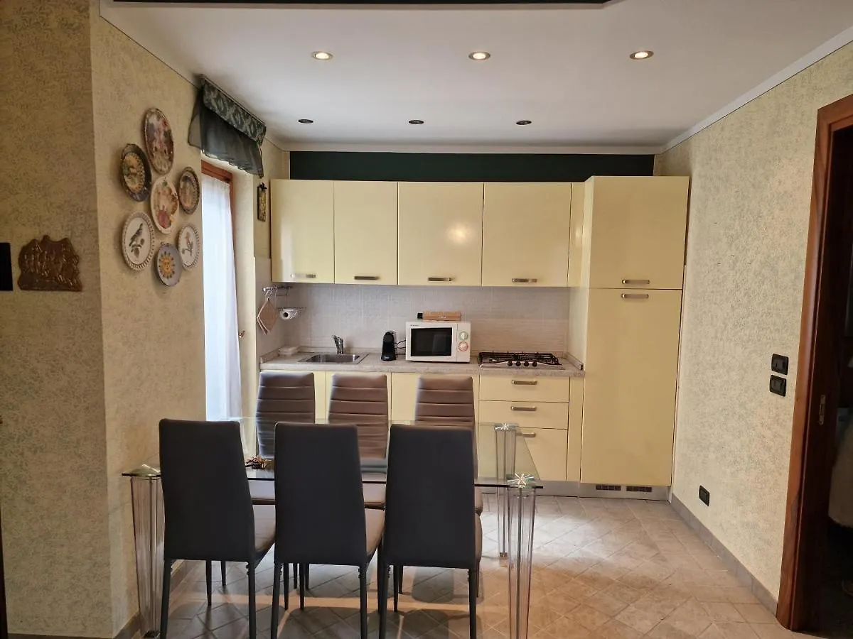 Appartamento Casa Vittoria Sirmione Punta Gro Con Piscina