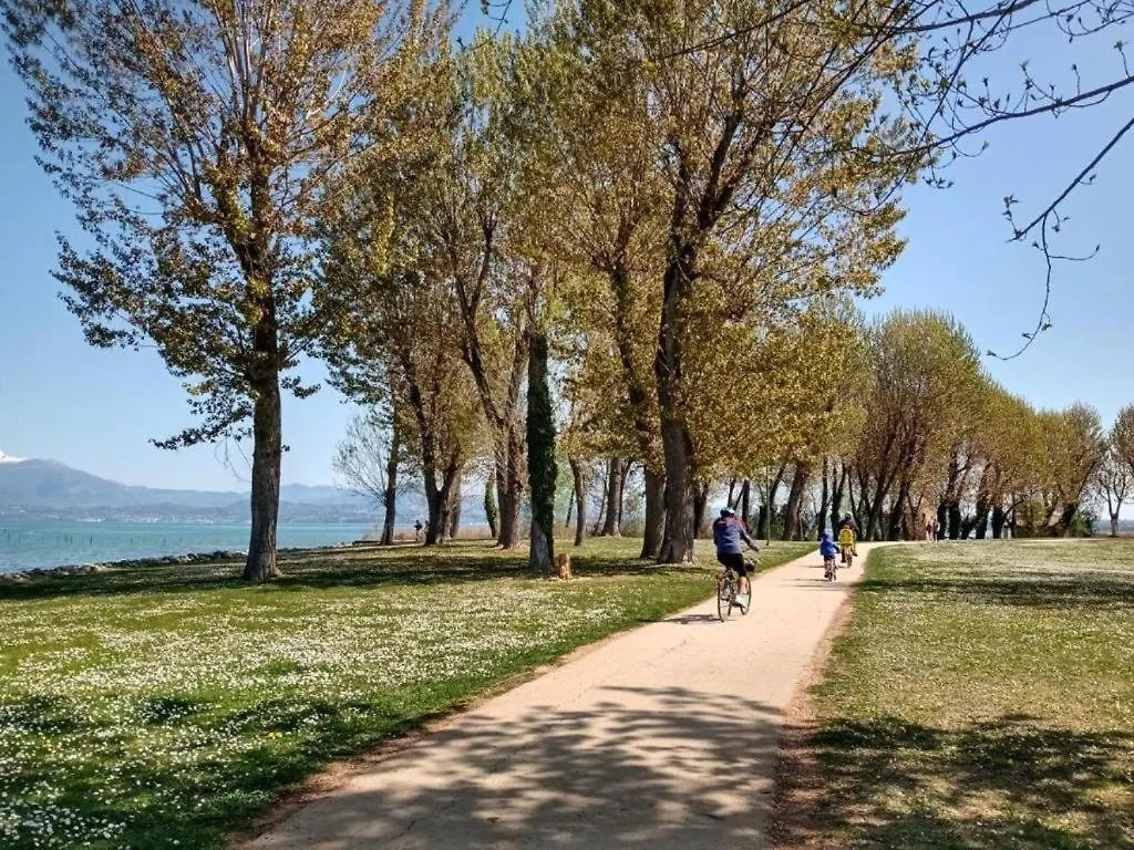 Appartamento Casa Vittoria Sirmione Punta Gro Con Piscina