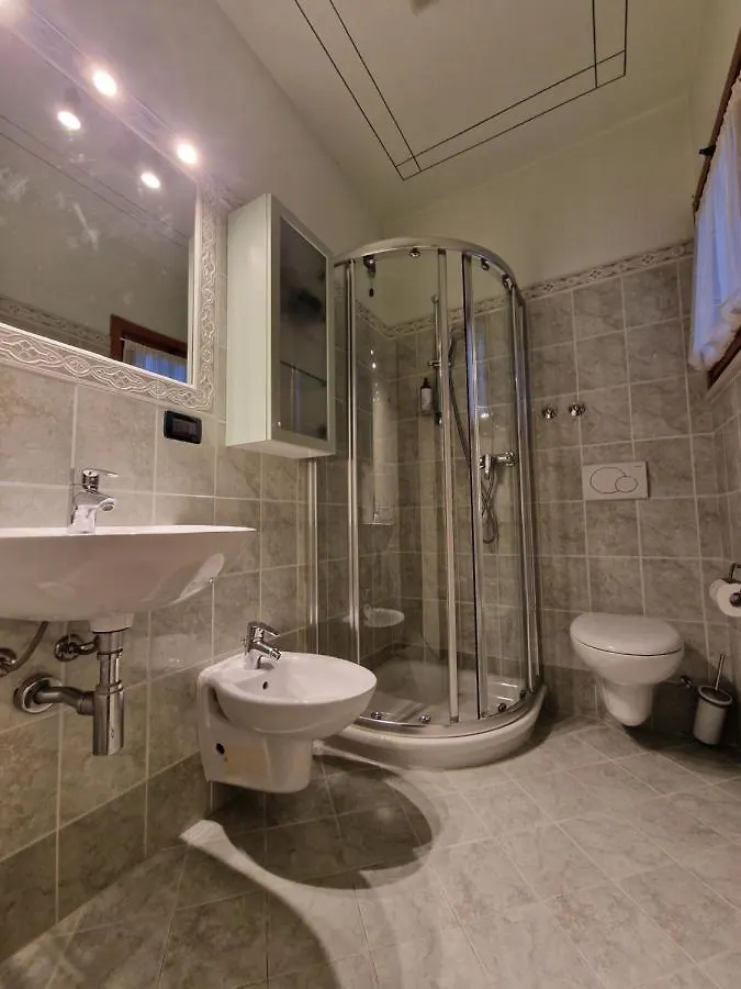 Appartamento Casa Vittoria Sirmione Punta Gro Con Piscina
